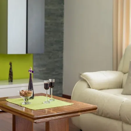 Apartment Apartman Kiara Hana