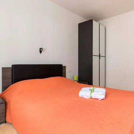 Apartman Kiara Hana *